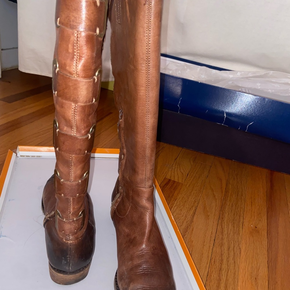 Arturo Chiang Boots